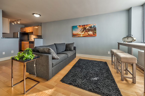 600E8th-10