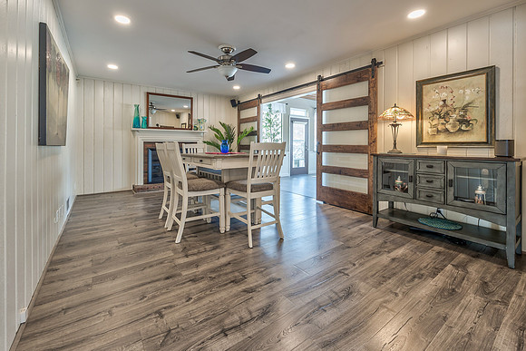 8000BeverlyDr-14