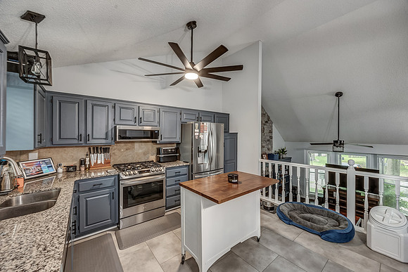 7135NChurchST-19