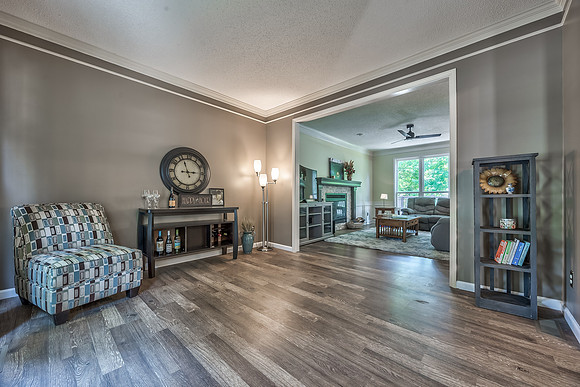 12825GarnettSt-5