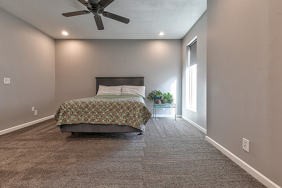 6801MillbrookSt-46