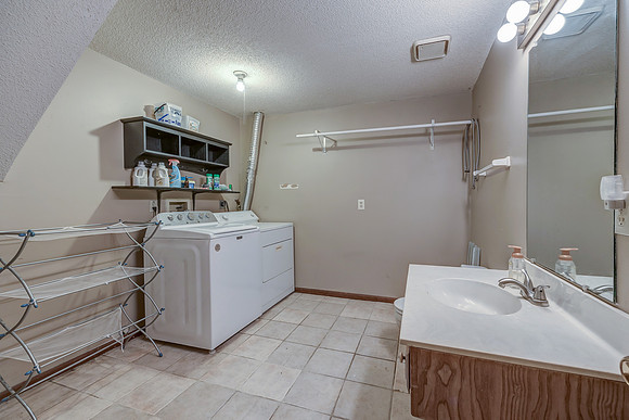 10734RolandCT-23