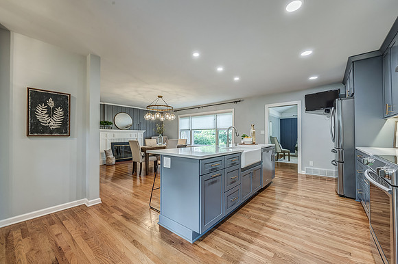 3102W71TR-STAGED-1