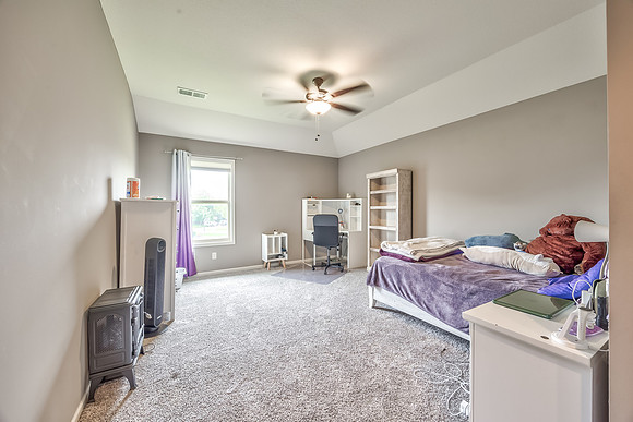 7619GreenST-43