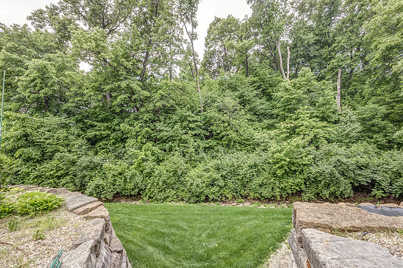 2118RidgeviewDR-20