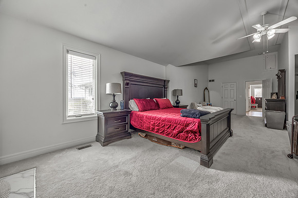 9295OakcrestDr-27