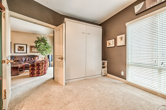 4949Wornall203-28