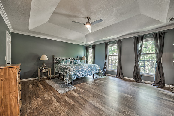 12825GarnettSt-30