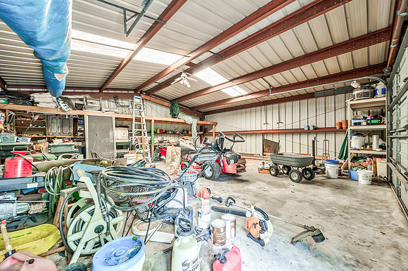 7209SOakHillSchoolRd-46