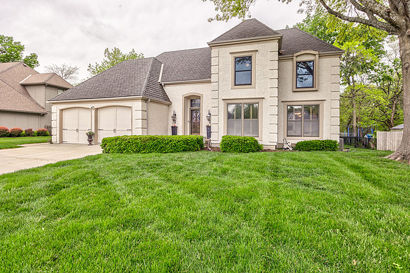 14732SVillageDr-3