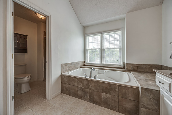 13174HayesST-30