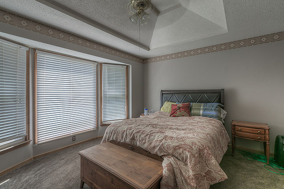 15405PinOak-10