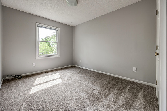 1421NEGrandAve-17