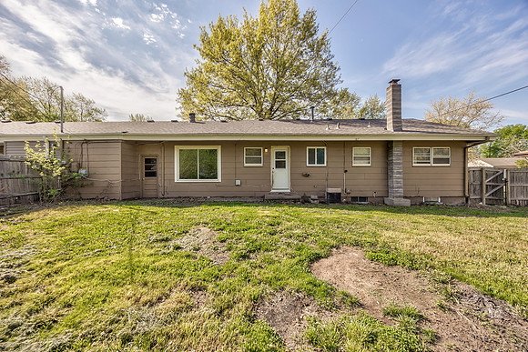 507ShawnDr-20