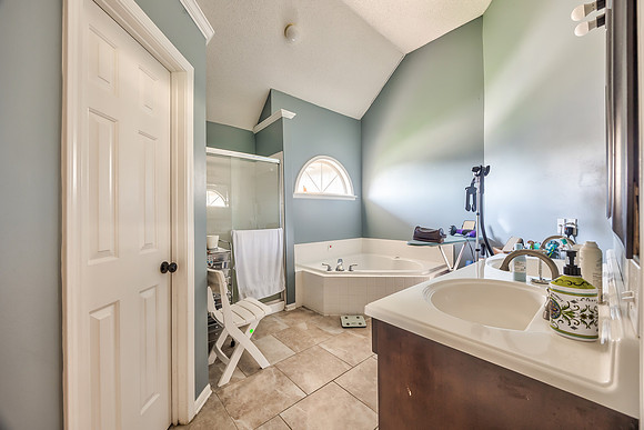 6704E123ST-13