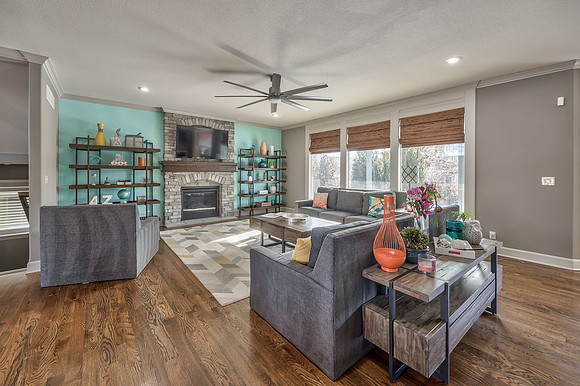 16416OakmontSt-8