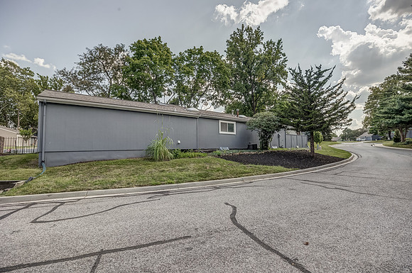7957ColonyLn-35