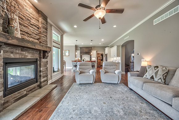 7619GreenST-5