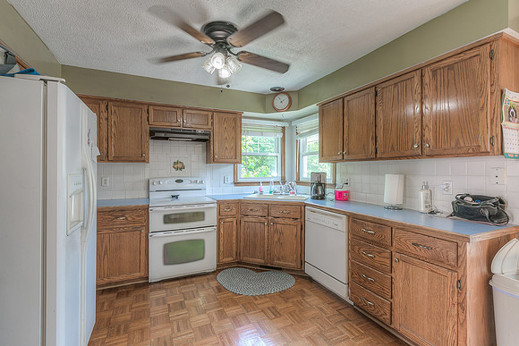 15405PinOak-7