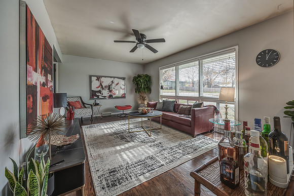 3801E107ST-5