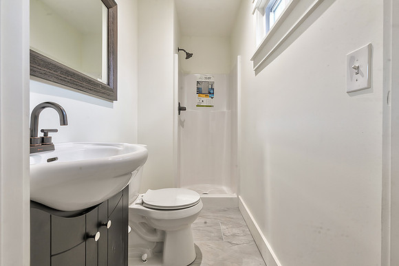 1007GrandAve-13