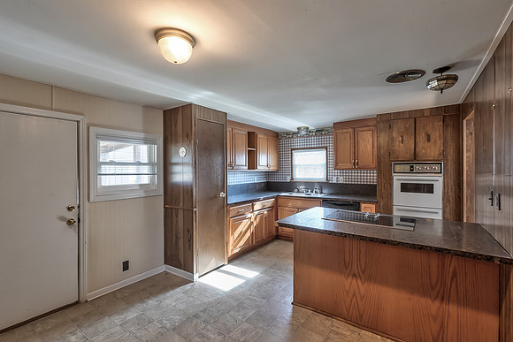 18321HighViewDr-6