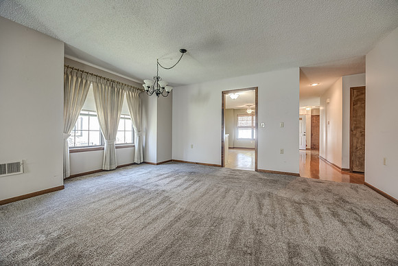 12105W121ST-19