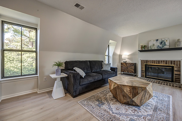 10720Glenwood-17