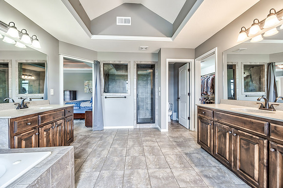 5220MeadowlarkDr-31