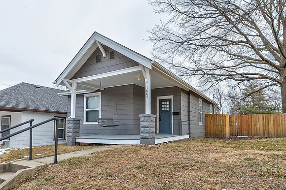 1007GrandAve-3