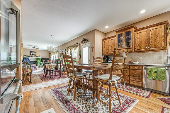2118RidgeviewDR-11