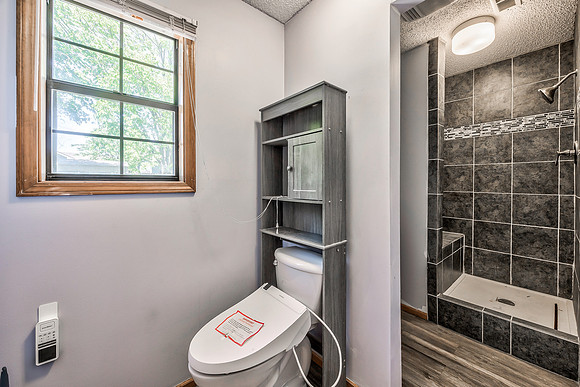 4022OverlandDr-9