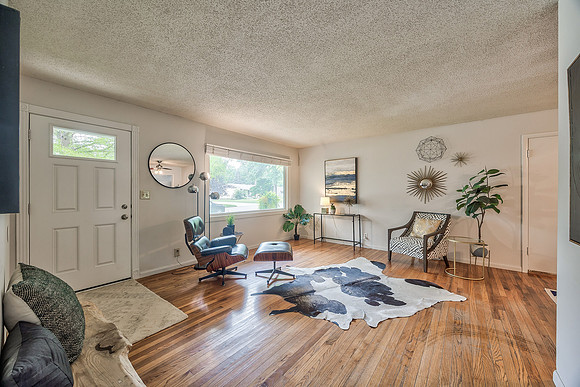 4306W78TRStaged2-3