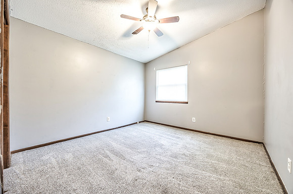 2904NE5thDr-11
