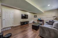 604FairwayRD-19