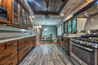 5242HortonSt-14