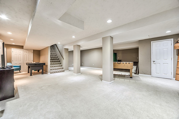 14732SVillageDr-33