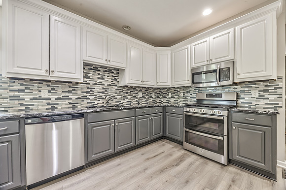 13745SBlackfootDr-24