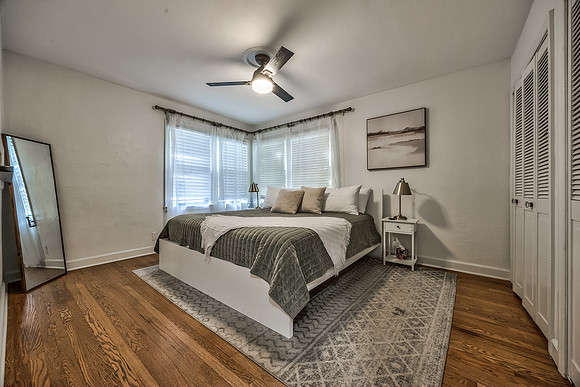 6913DearbornST-10