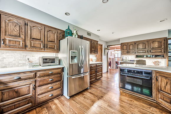 14732SVillageDr-13