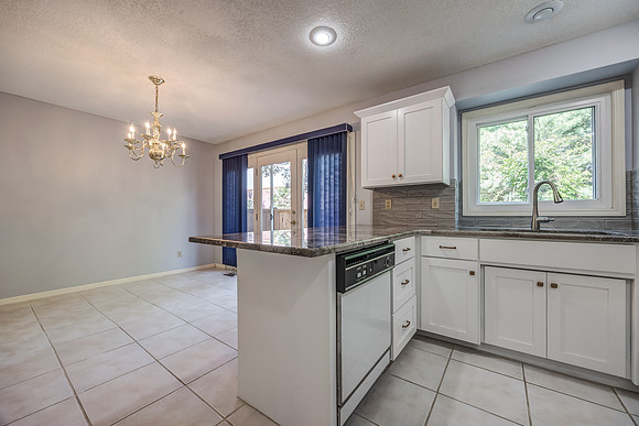 12628BarkleyST-16