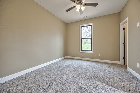 26696235thMcLouth-15
