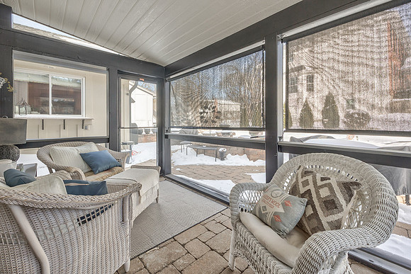 11323Hemlock-41