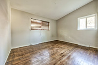 507ShawnDr-16