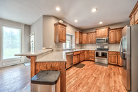 8116NCosbyAve-17