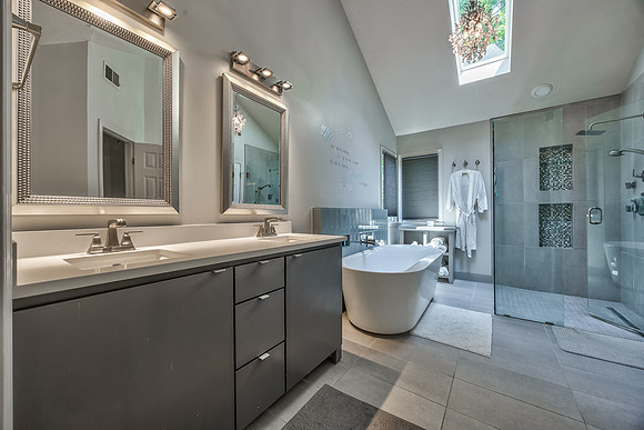 12825GarnettSt-32