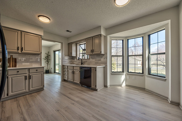 12000W121ST-15