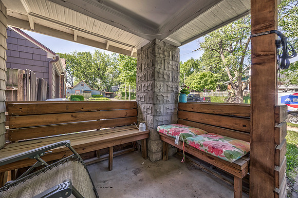 4441FairmountAve-19
