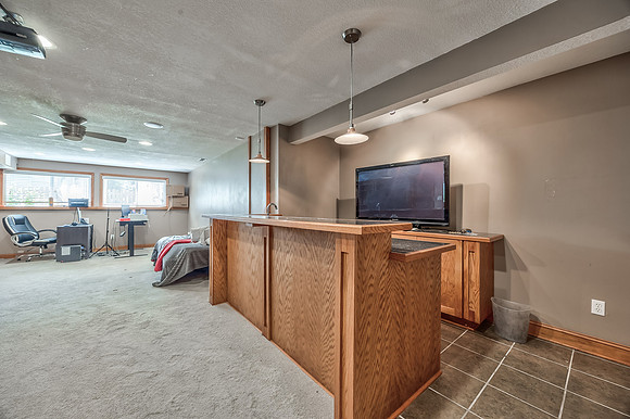 8116NCosbyAve-30