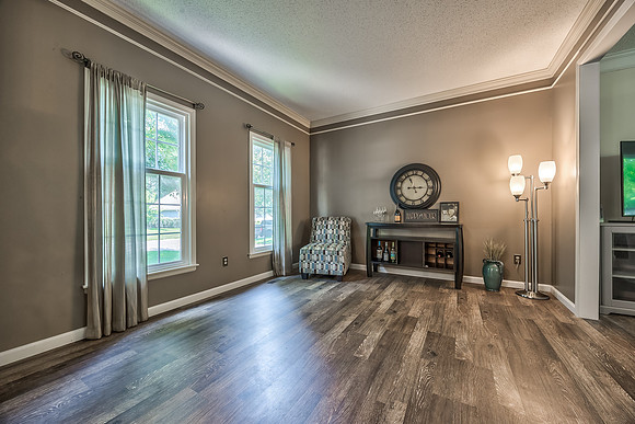 12825GarnettSt-4